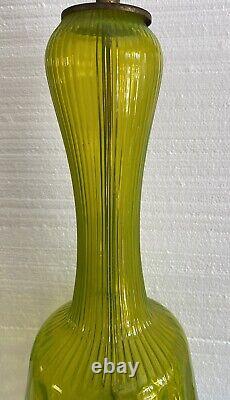 VTG Mid Century Dimpled TABLE LAMP CHARTREUSE ART GLASS