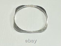 VTg MID CENTURY MODERN STERLING SILVER BANGLE BRACELET HAMMERED SQUARE DESIGN