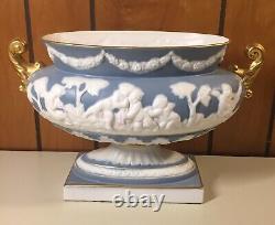 Vintage Mid Century Paul's Italy Blue White Cherub Porcelain Footed Bowl