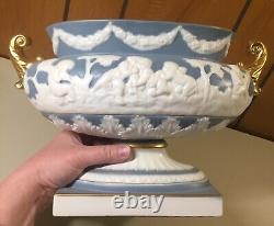 Vintage Mid Century Paul's Italy Blue White Cherub Porcelain Footed Bowl