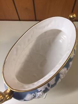 Vintage Mid Century Paul's Italy Blue White Cherub Porcelain Footed Bowl