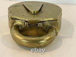 Vtg Virginia Metalcrafters Mid Century Modern Solid Brass Padlock Ashtray 3-45